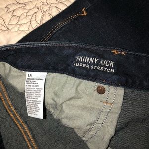 AE skinny kick jeans